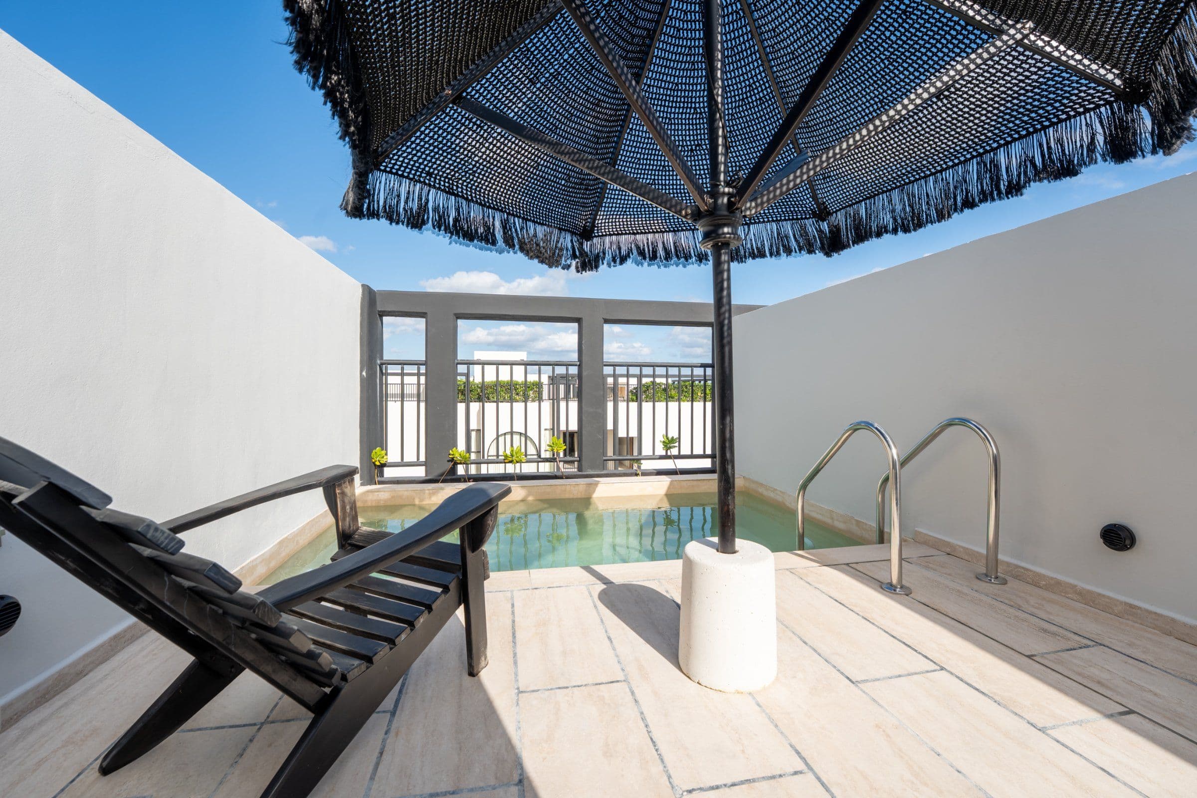 Studio Penthouse A
